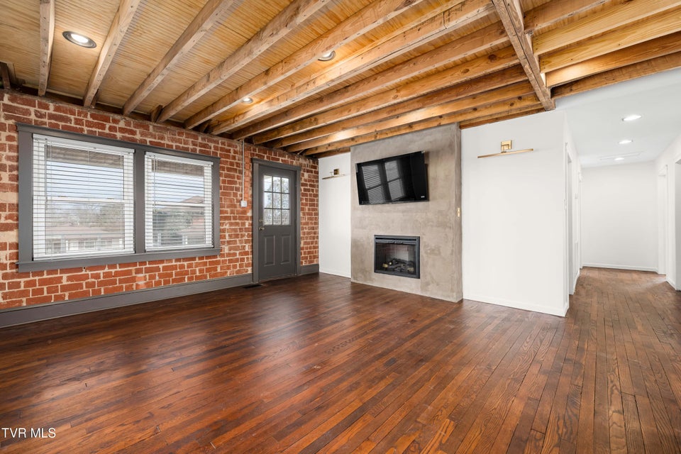 Photo #7: 1015 Knob Creek Road