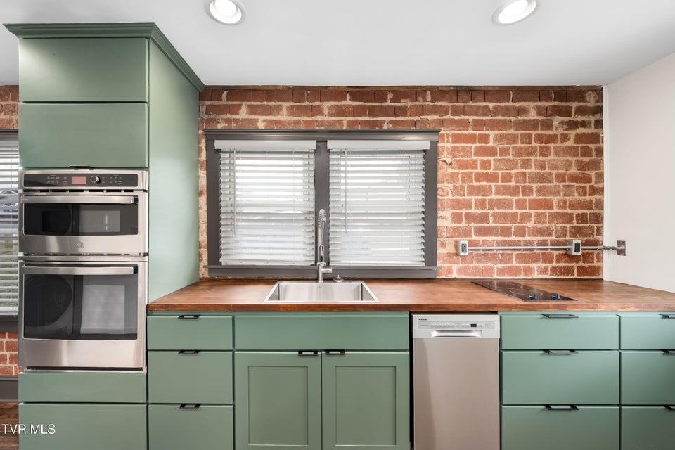 Photo #14: 1015 Knob Creek Road