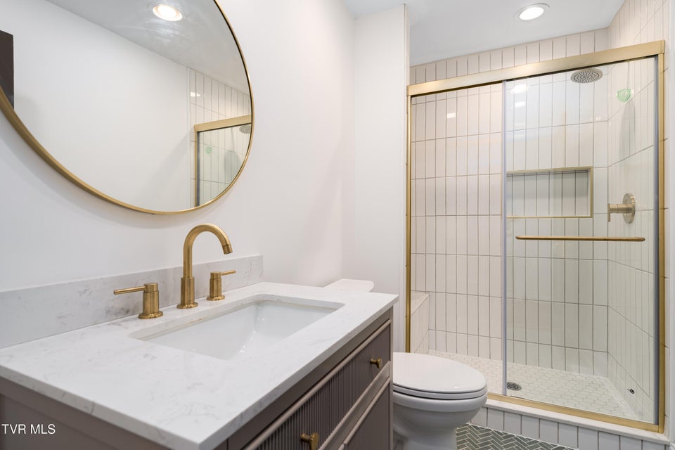 Photo #18: 1015 Knob Creek Road