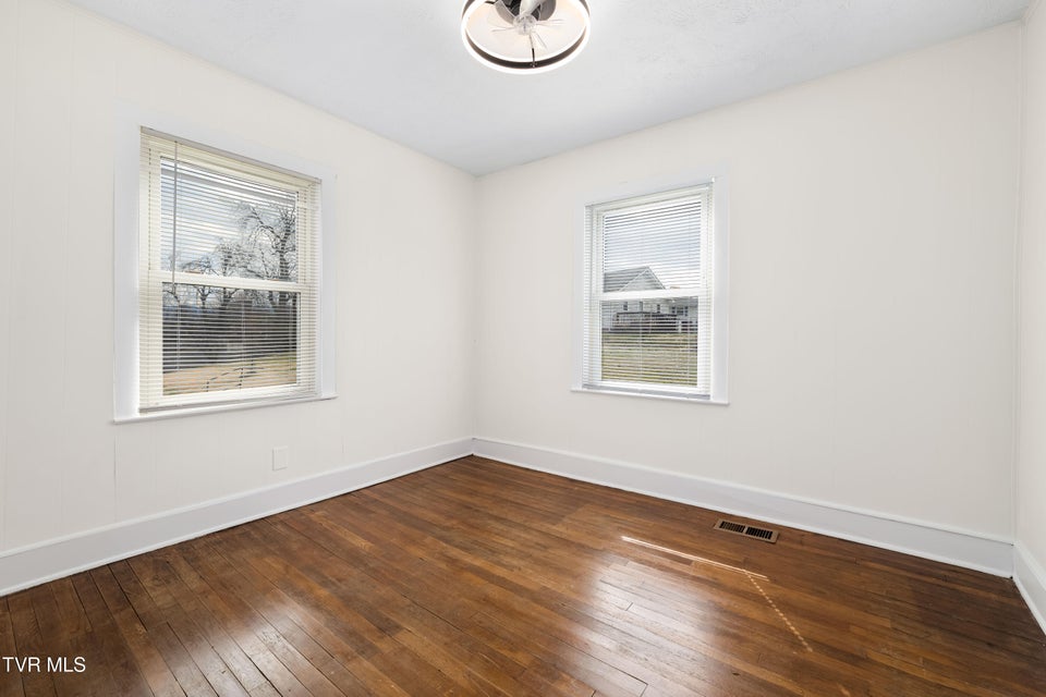 Photo #21: 1015 Knob Creek Road