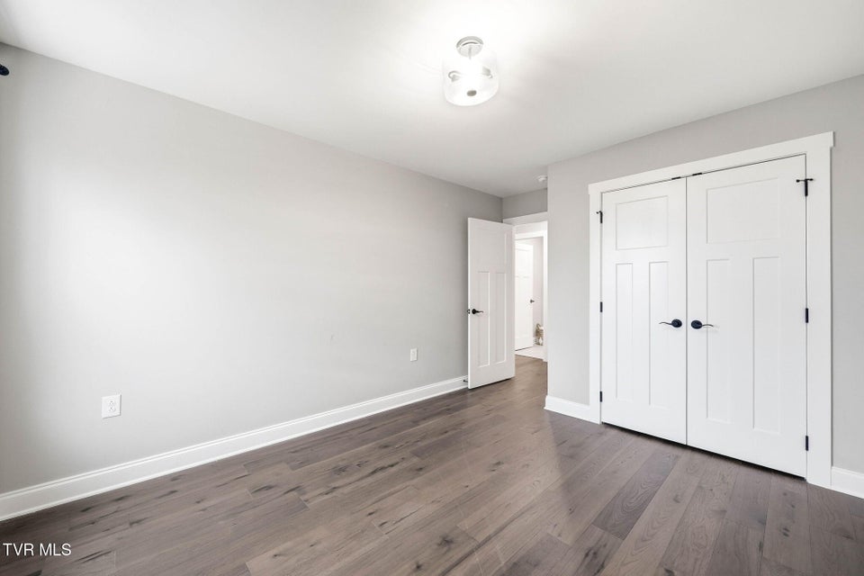 Photo #26: 323 Piper Glen Glen