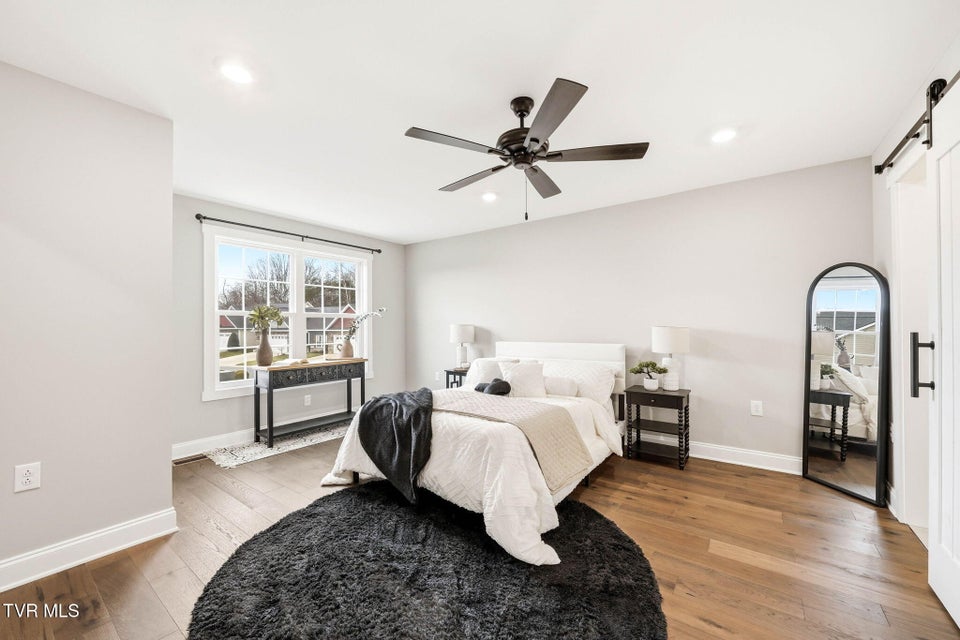 Photo #15: 323 Piper Glen Glen