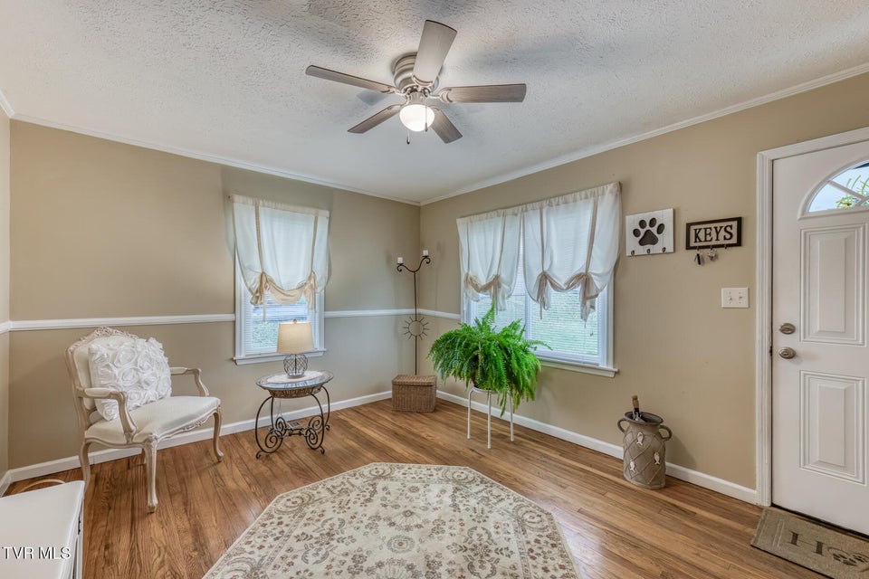 Photo #12: 916 Clark Street