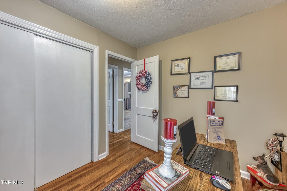 Photo #15: 916 Clark Street