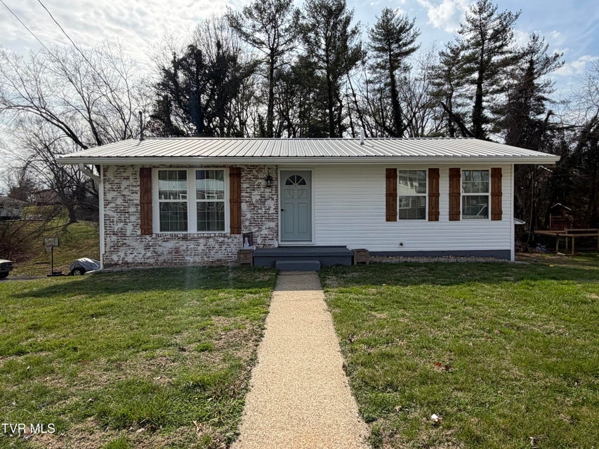 Photo #2: 114 Mayor Avenue