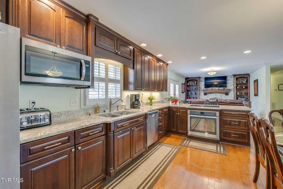 Photo #10: 208 Bonita Drive