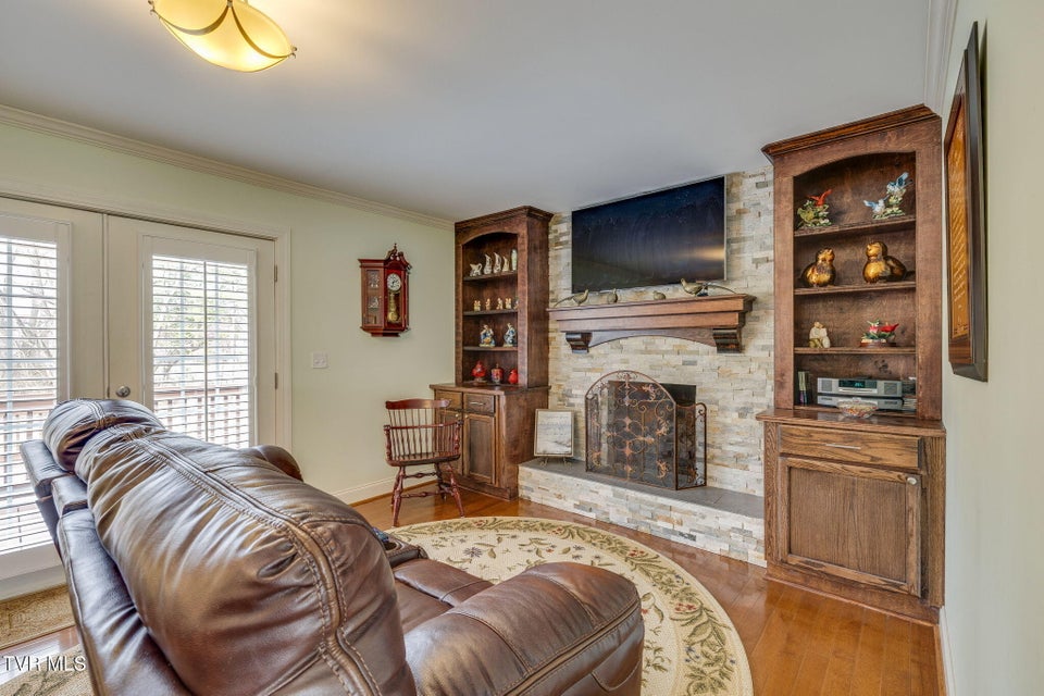 Photo #11: 208 Bonita Drive