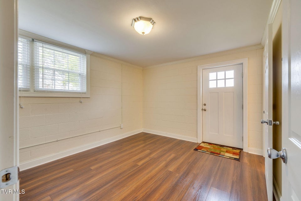 Photo #28: 208 Bonita Drive