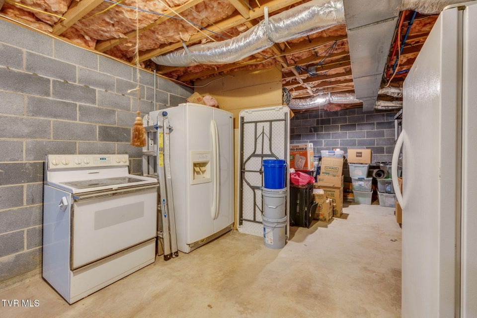 Photo #32: 208 Bonita Drive