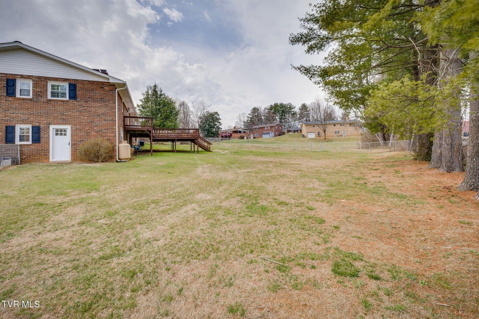 Photo #34: 208 Bonita Drive