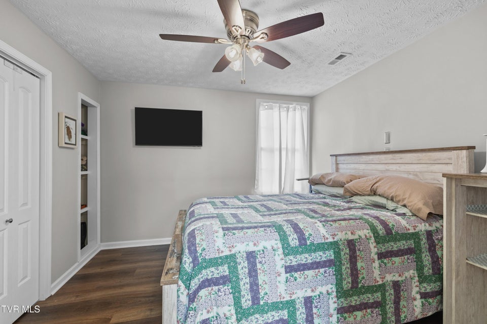 Photo #18: 196 Roberts Ridge