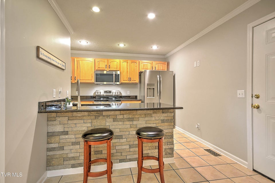 Photo #19: 140 Robinson Walk Drive