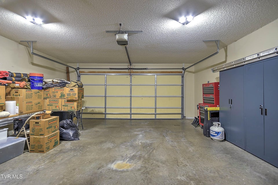 Photo #23: 140 Robinson Walk Drive