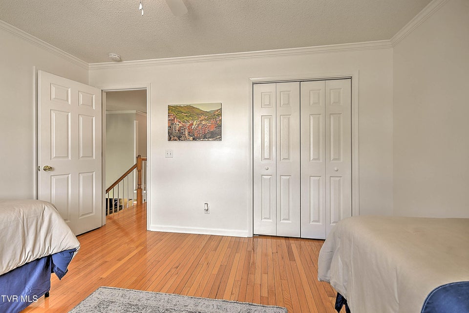 Photo #26: 140 Robinson Walk Drive