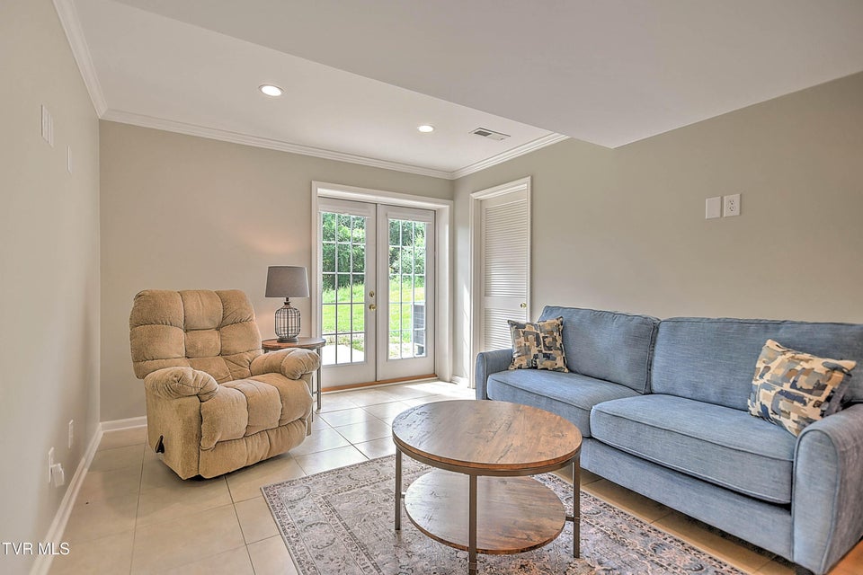 Photo #42: 140 Robinson Walk Drive