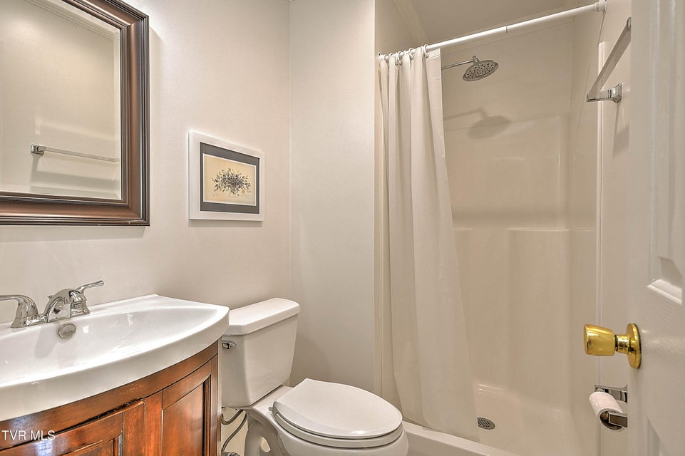 Photo #44: 140 Robinson Walk Drive