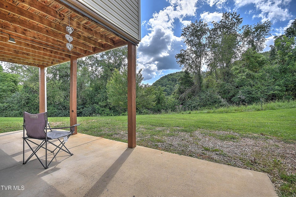 Photo #48: 140 Robinson Walk Drive