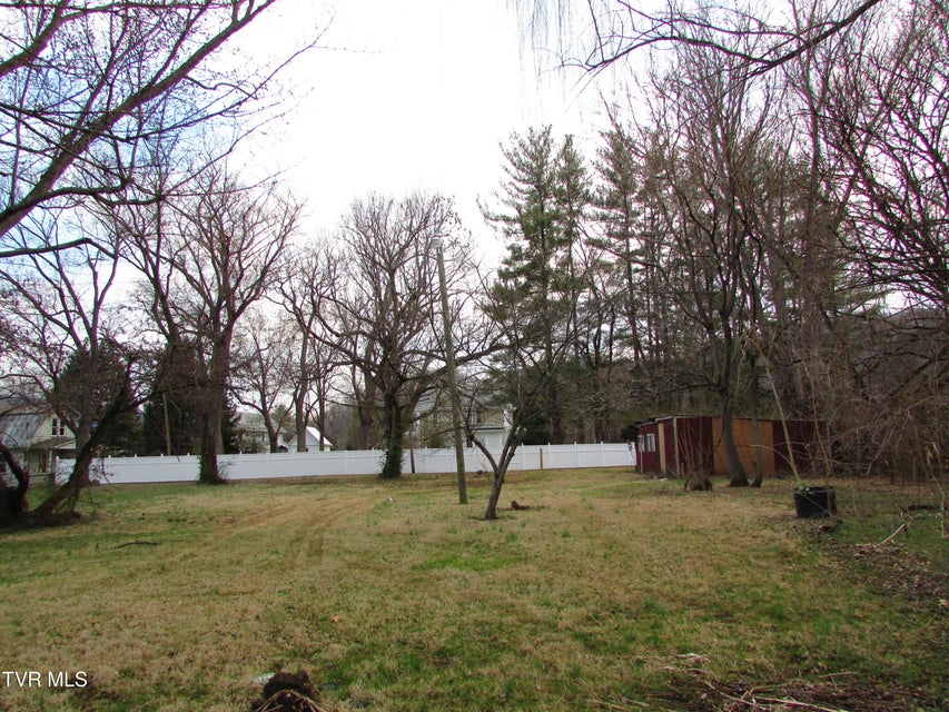 Photo #2: 216 Sycamore Street