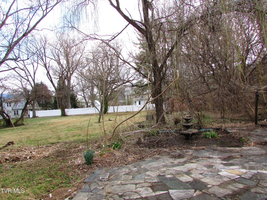 Photo #3: 216 Sycamore Street