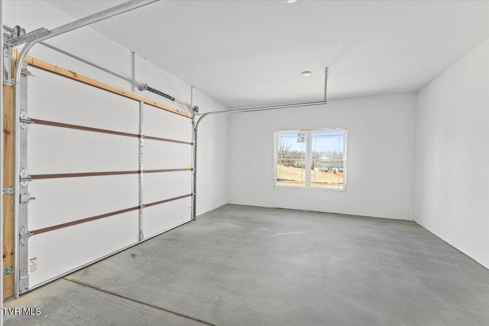 Photo #30: 463 Middays Rest