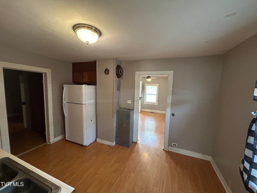 Photo #5: 402 Clay Street