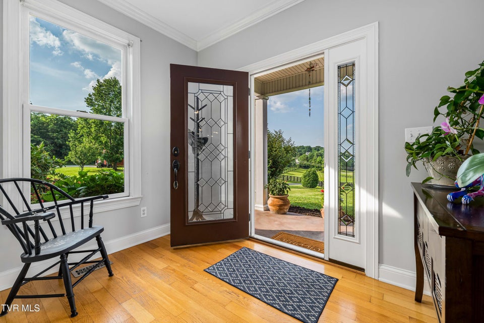 Photo #11: 330 Sea Biscuit Court