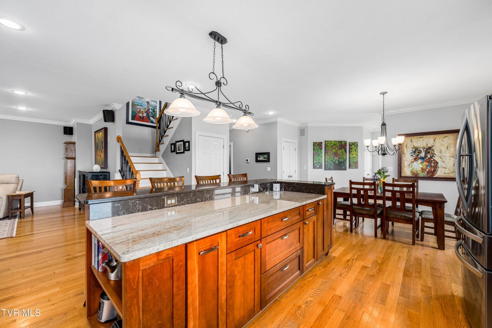 Photo #18: 330 Sea Biscuit Court