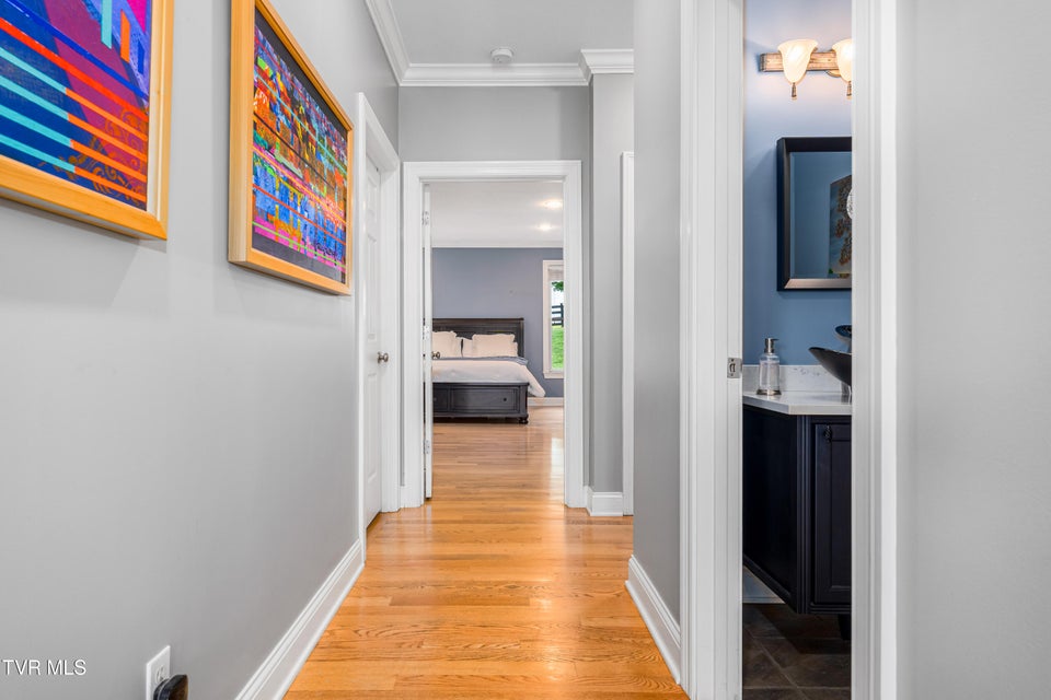 Photo #24: 330 Sea Biscuit Court