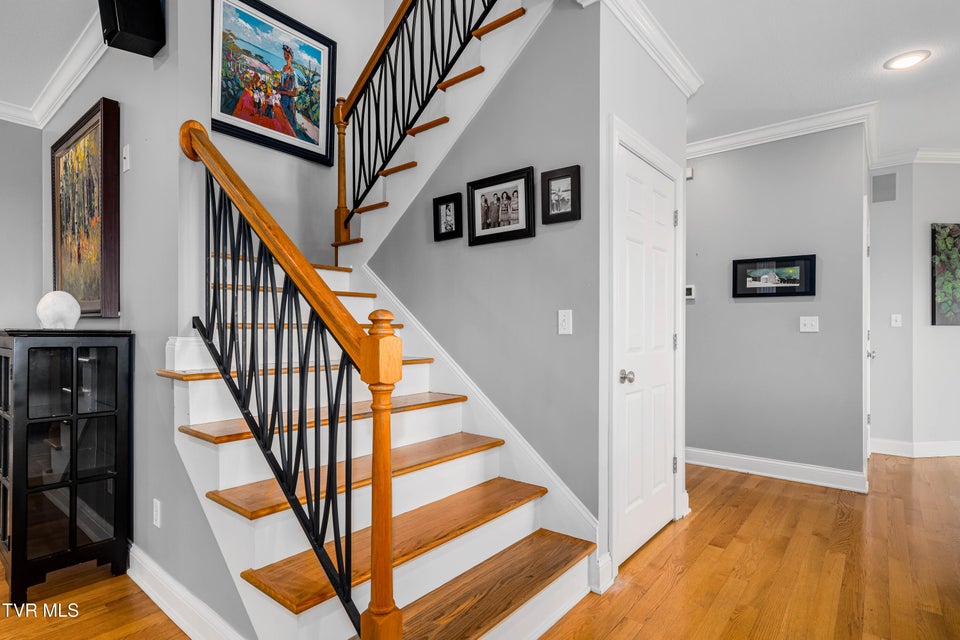 Photo #31: 330 Sea Biscuit Court