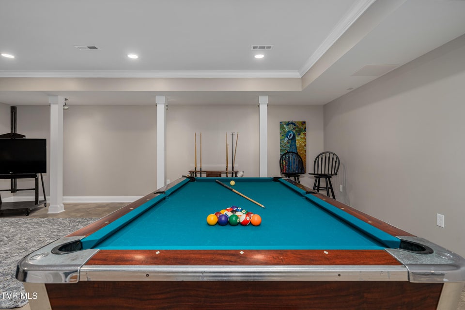 Photo #50: 330 Sea Biscuit Court