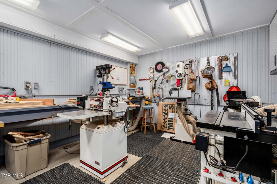 Photo #94: 330 Sea Biscuit Court