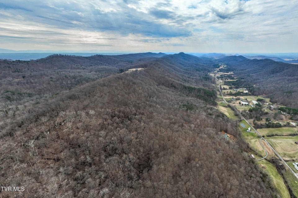 Photo #16: 555 Butcher Valley Road