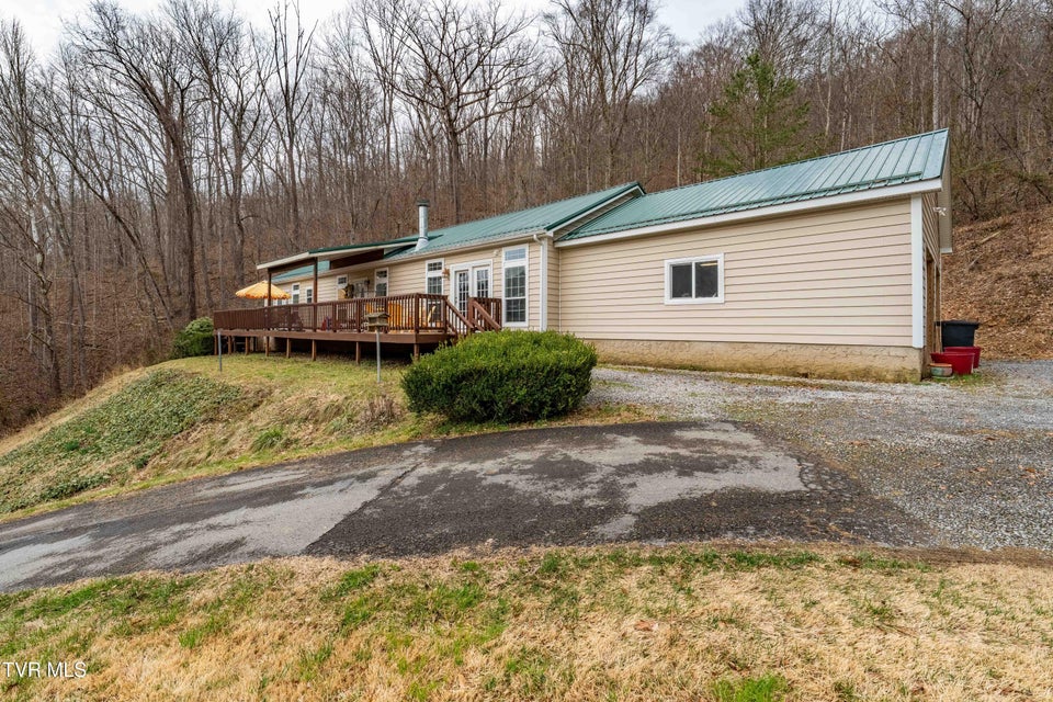 Photo #35: 555 Butcher Valley Road