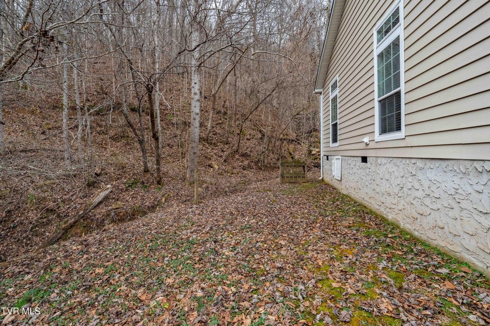 Photo #46: 555 Butcher Valley Road