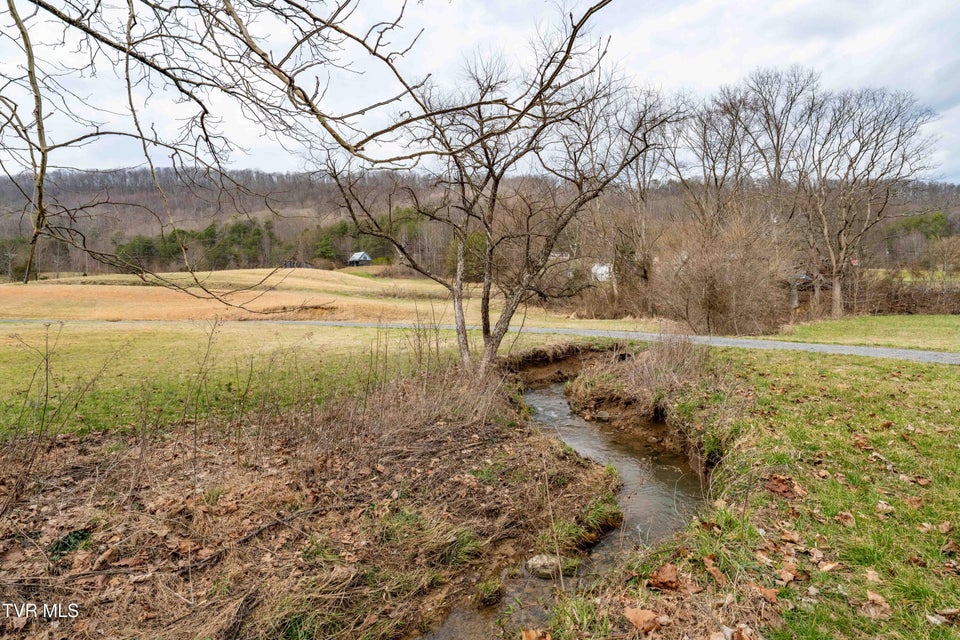 Photo #62: 555 Butcher Valley Road