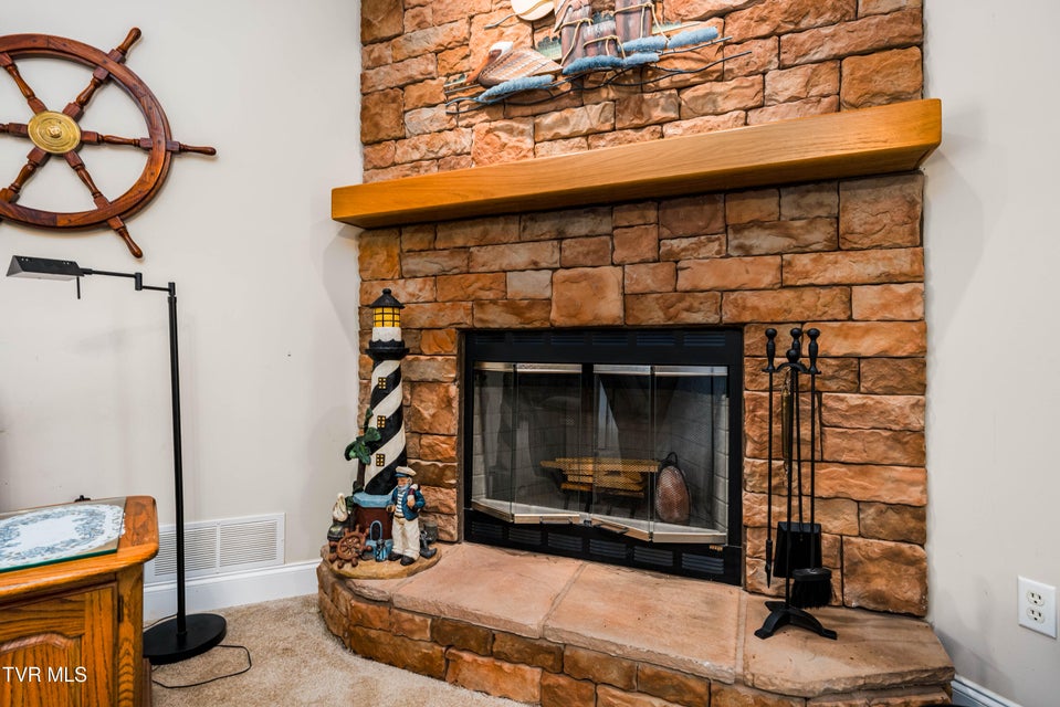 Photo #70: 555 Butcher Valley Road