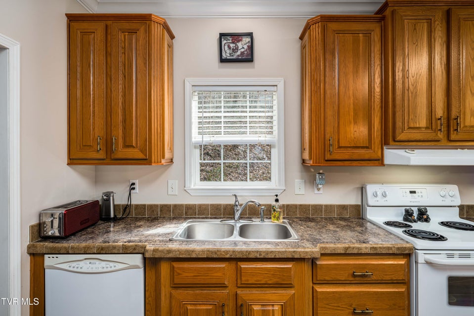 Photo #75: 555 Butcher Valley Road