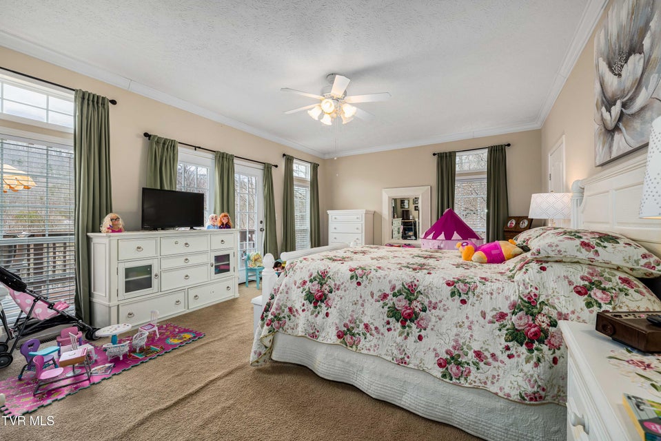 Photo #82: 555 Butcher Valley Road