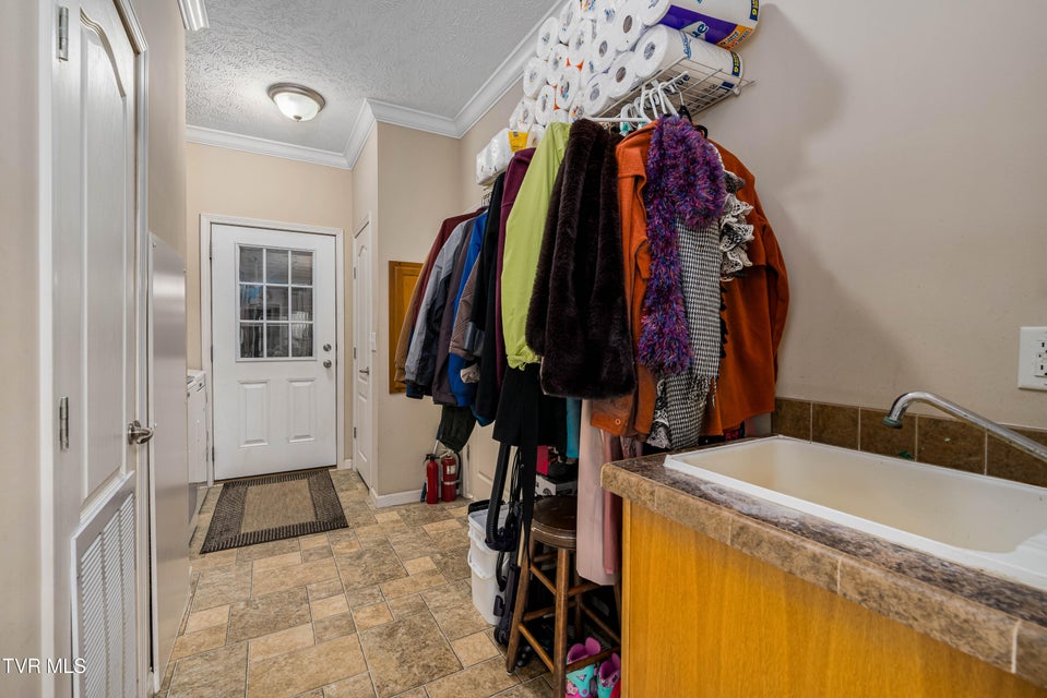 Photo #83: 555 Butcher Valley Road