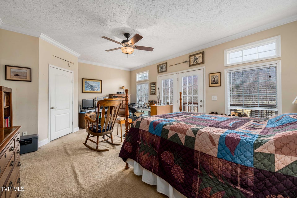 Photo #86: 555 Butcher Valley Road