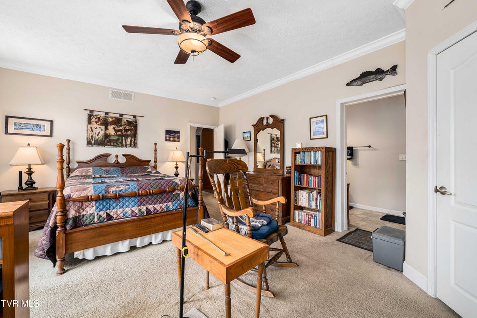 Photo #5: 555 Butcher Valley Road