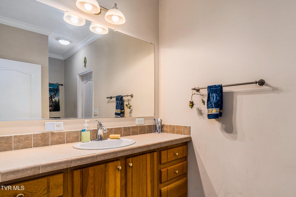 Photo #87: 555 Butcher Valley Road