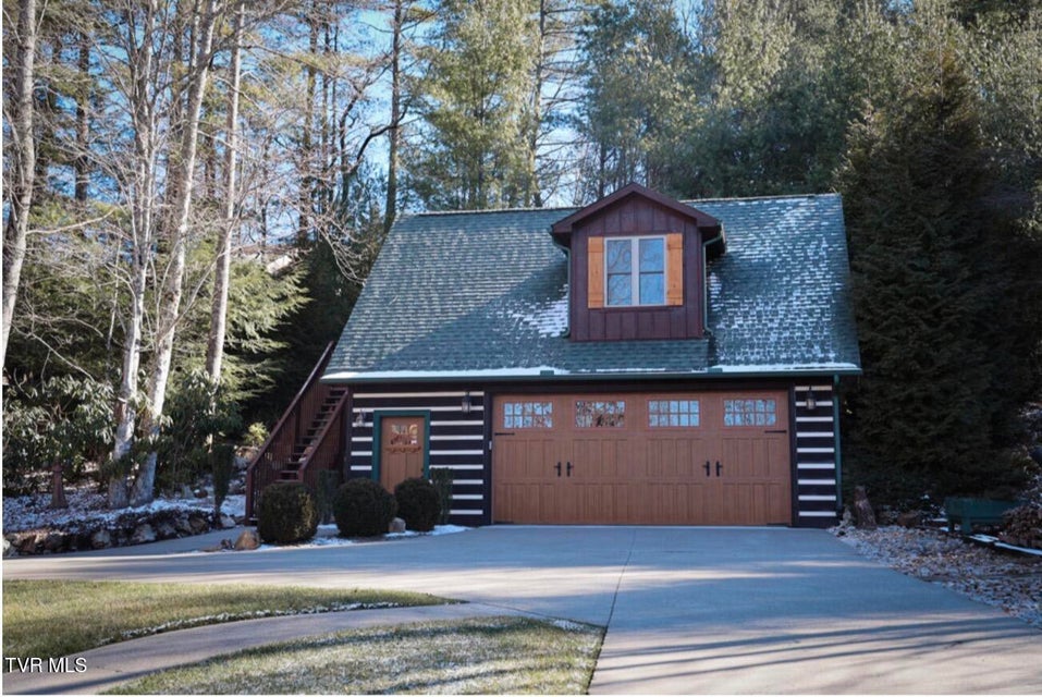 Photo #7: 171 Bankers Bend