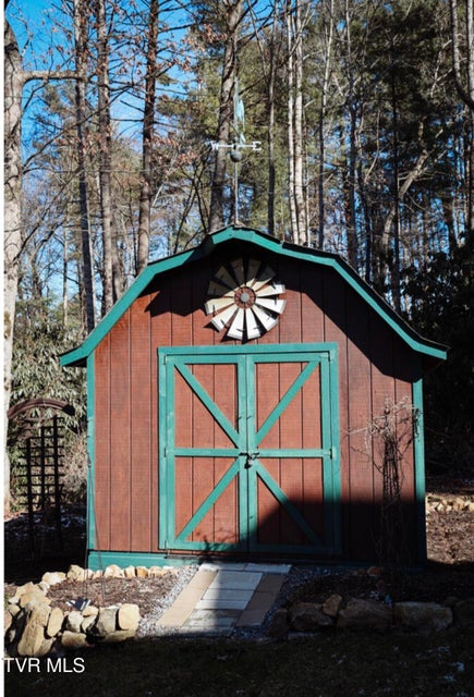 Photo #34: 171 Bankers Bend