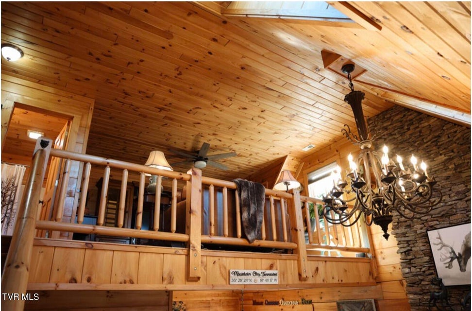 Photo #43: 171 Bankers Bend