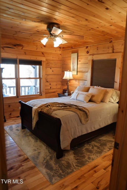 Photo #53: 171 Bankers Bend