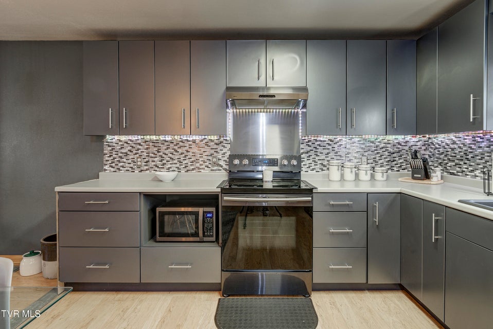 Photo #16: 589 Headtown Road