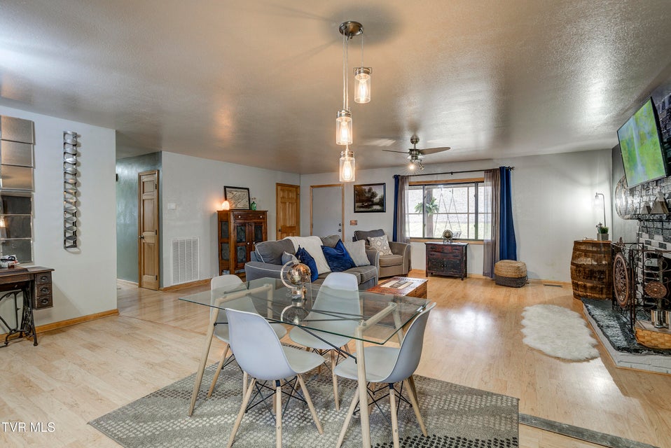 Photo #19: 589 Headtown Road