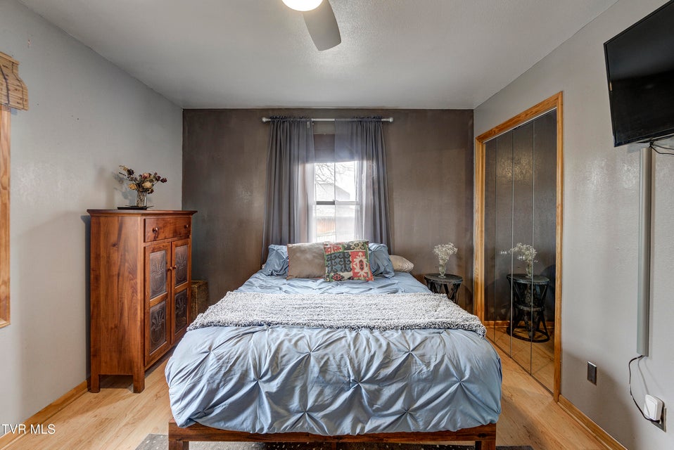 Photo #29: 589 Headtown Road