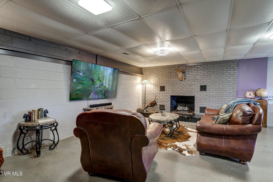 Photo #35: 589 Headtown Road